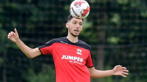 中段选择短 中段选择短