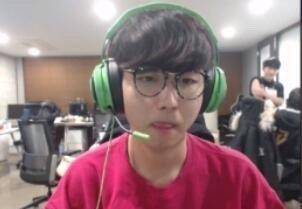 看看全球足 看看全球足